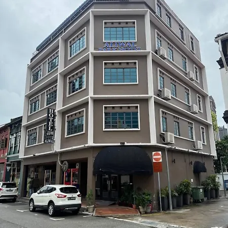 阿利瓦尔公园酒店